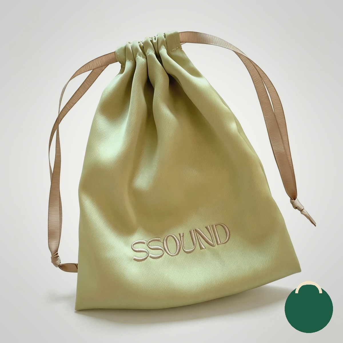 Apparel, shoe and bag liners in a boutique